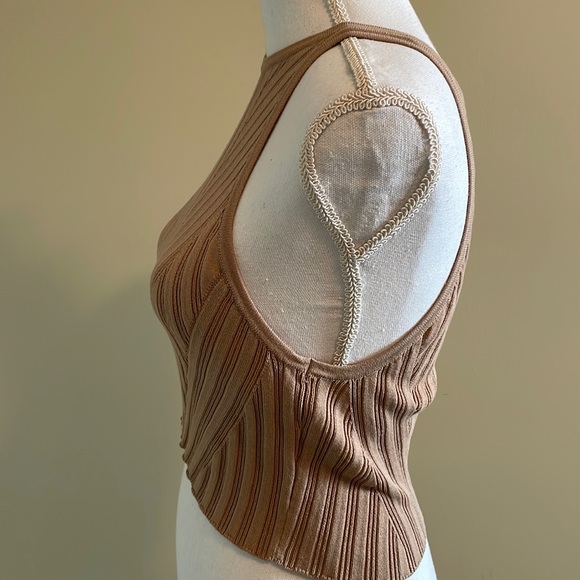 Lizard Thicket Crop Tank Top size Medium Taupe NWT - Picture 3 of 4